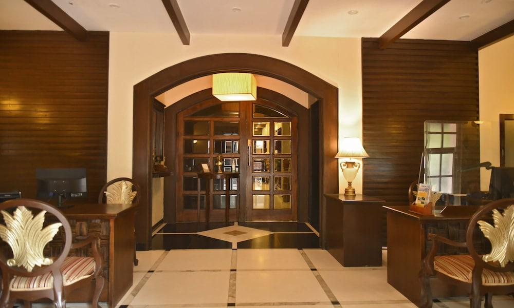 The Richmond Hotel